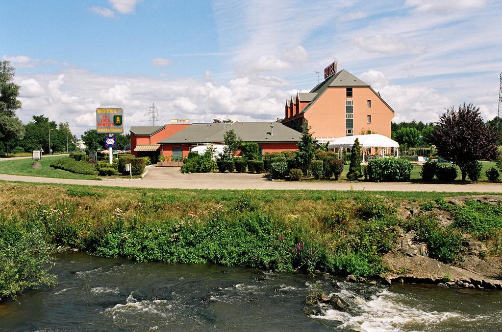 Hotel Restaurant La Tour Romaine - Haguenau - Strasbourg Nord Schweighouse-sur-Moder Exterior photo